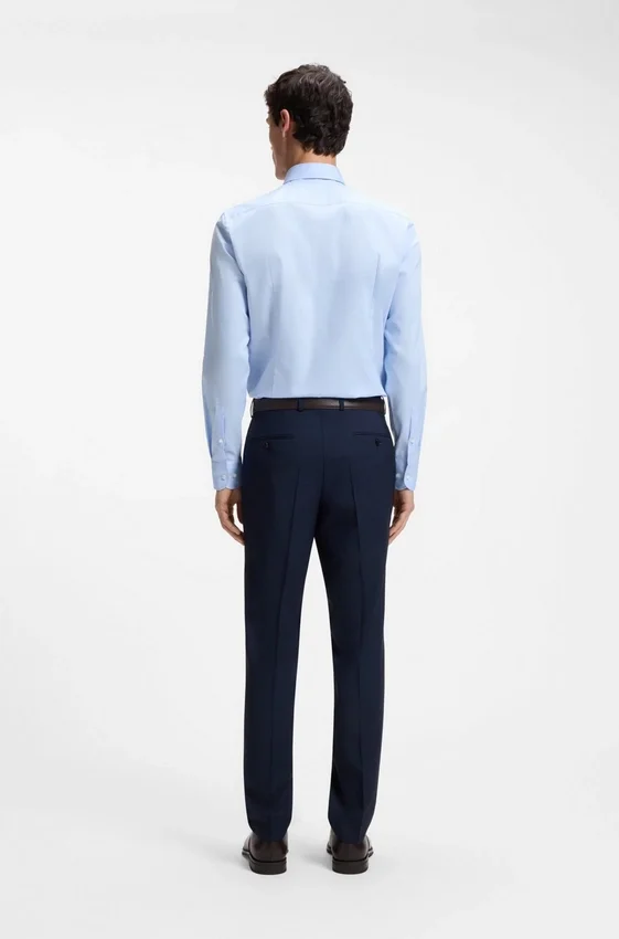 Slim-fit shirt in easy-iron cotton poplin Slim-fit shirt in easy-iron cotton poplin