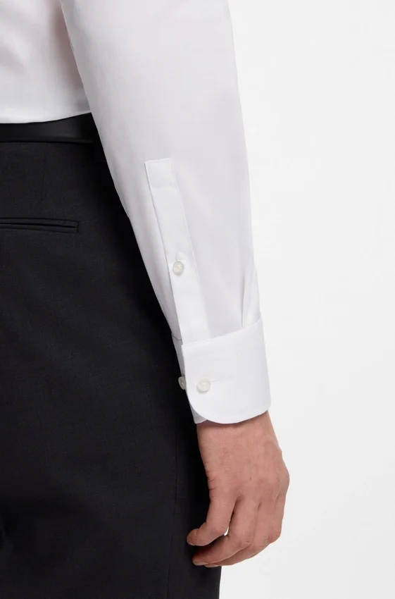 Slim-fit shirt in easy-iron cotton poplin Slim-fit shirt in easy-iron cotton poplin