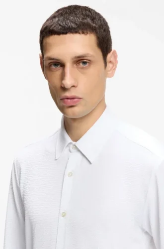 Slim-fit shirt in Italian performance-stretch seersucker
