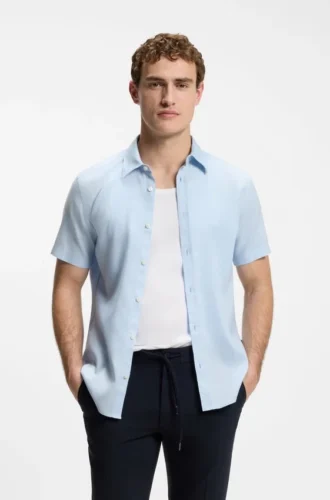 Slim-fit shirt in stretch linen