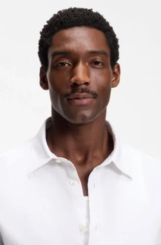 Slim-fit shirt in stretch linen