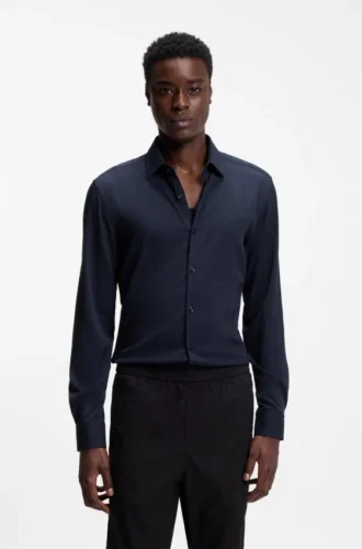 Slim-fit shirt in stretch twill