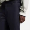 Slim-fit shorts in mercerized stretch cotton Slim-fit shorts in mercerized stretch cotton