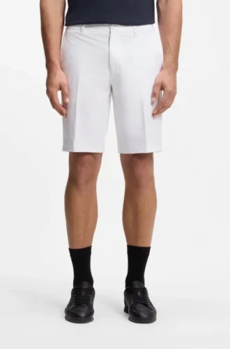 Slim-fit shorts in water-repellent stretch fabric