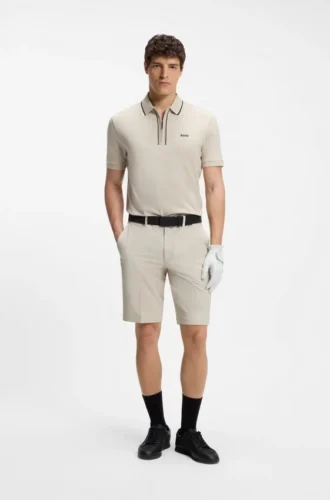 Slim-fit shorts in water-repellent stretch fabric