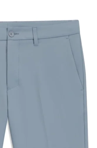 Slim-fit shorts in water-repellent stretch fabric