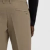 Slim-fit shorts in water-repellent stretch fabric