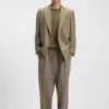 Slim-fit sweater in merino wool Slim-fit sweater in merino wool