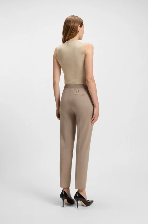 Slim-fit trousers in stretch fabric Slim-fit trousers in stretch fabric