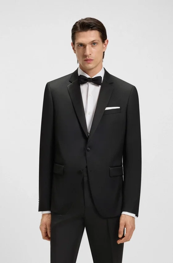 Slim-fit tuxedo jacket in virgin-wool serge Slim-fit tuxedo jacket in virgin-wool serge