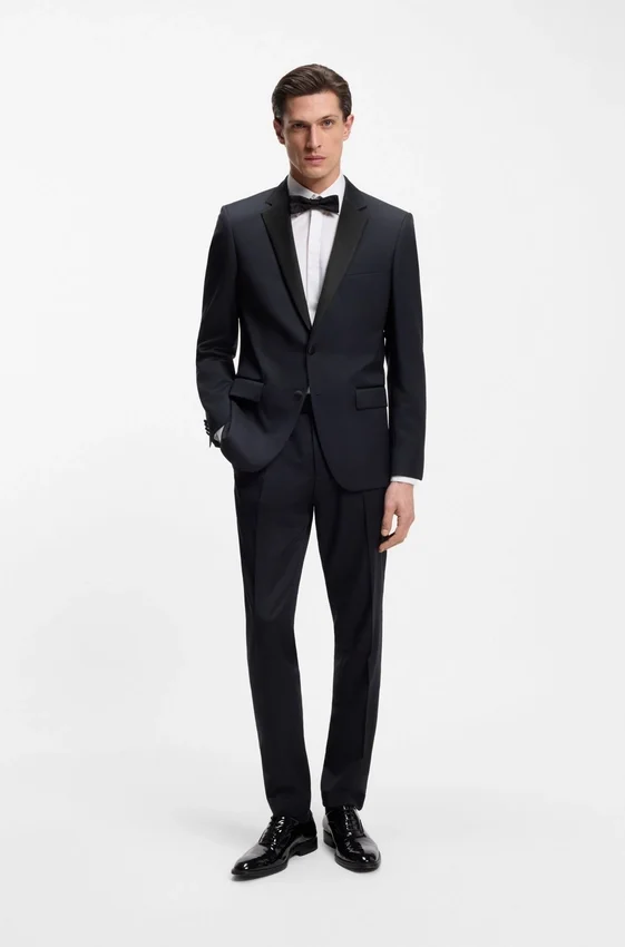 Slim-fit tuxedo jacket in virgin-wool serge Slim-fit tuxedo jacket in virgin-wool serge