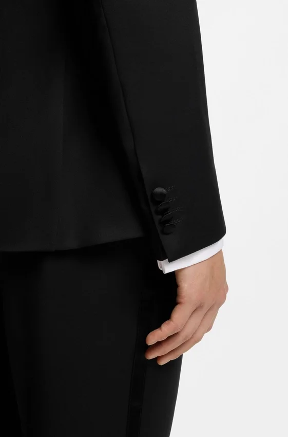 Slim-fit tuxedo jacket in virgin-wool serge Slim-fit tuxedo jacket in virgin-wool serge
