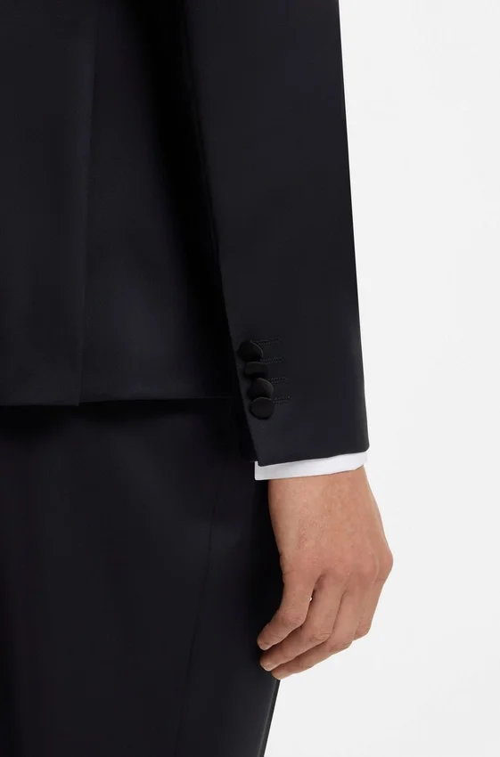 Slim-fit tuxedo jacket in virgin-wool serge Slim-fit tuxedo jacket in virgin-wool serge