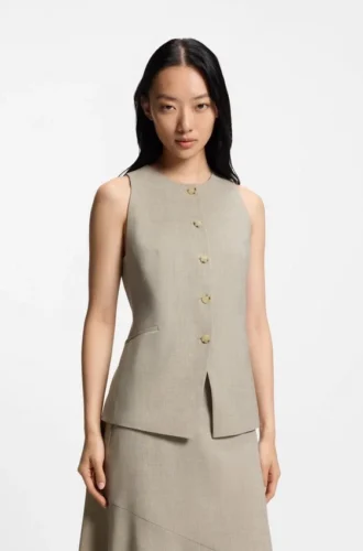Slim-fit waistcoat in virgin wool