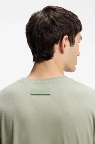 Slub-interlock T-shirt in a slim fit