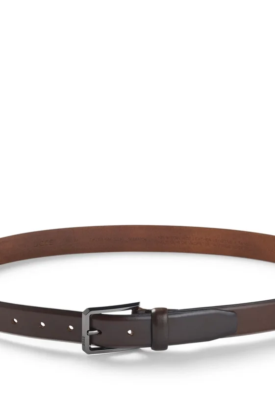 Smooth leather belt with engraved gunmetal buckle Smooth leather belt with engraved gunmetal buckle