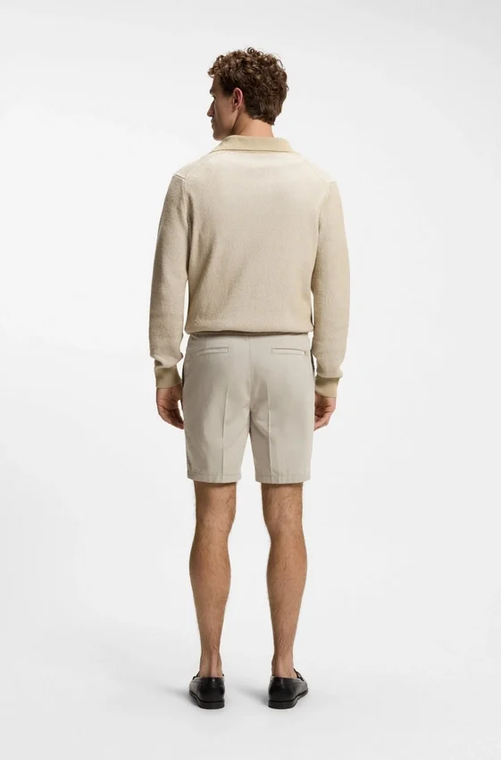 Stretch-cotton shorts in a modern fit Stretch-cotton shorts in a modern fit