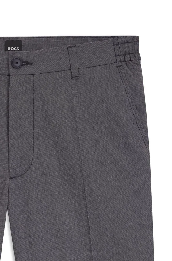 Stretch-cotton shorts in a modern fit Stretch-cotton shorts in a modern fit
