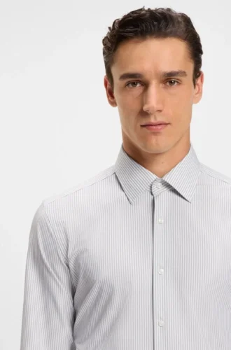 Striped slim-fit shirt in performance-stretch fabric