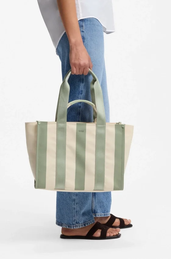 Striped tote bag in canvas with double handles Striped tote bag in canvas with double handles