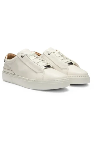 Suede-backtab trainers in leather