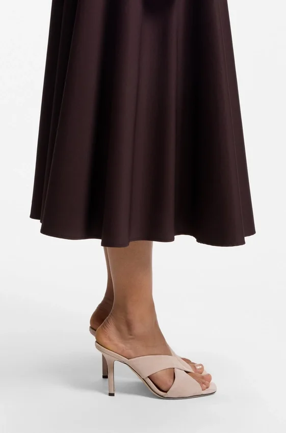 Suede sandals with crossover straps Suede sandals with crossover straps