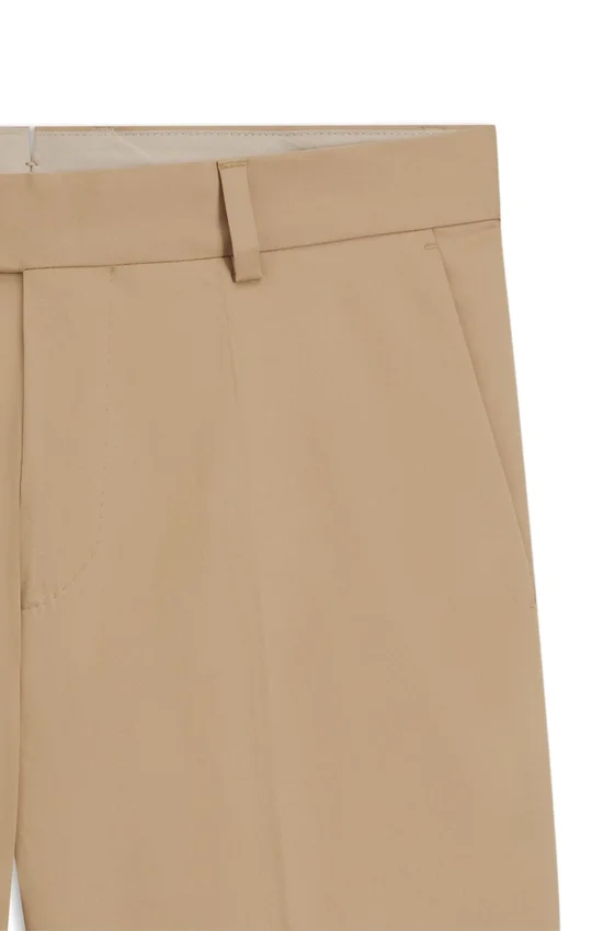 Tapered-fit shorts in cotton, silk and stretch Tapered-fit shorts in cotton, silk and stretch
