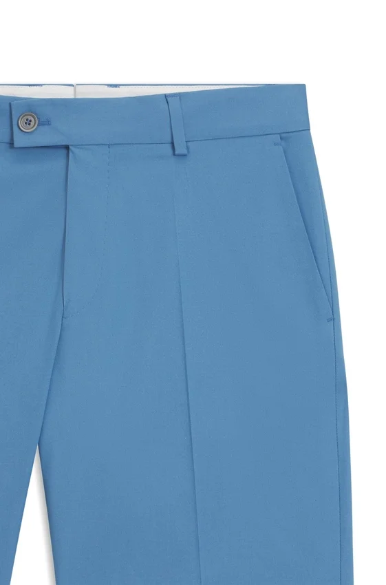 Tapered-fit shorts in cotton, silk and stretch Tapered-fit shorts in cotton, silk and stretch