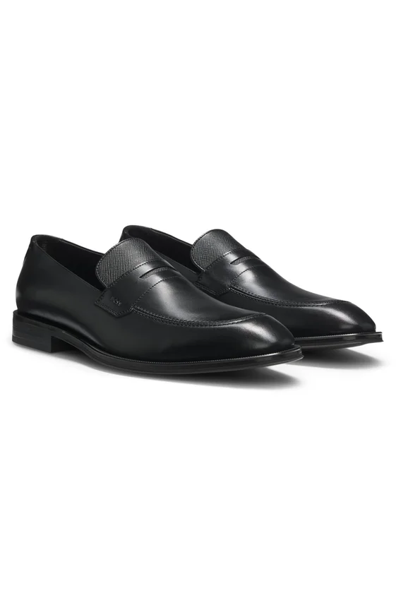 Textured-tongue loafers in leather Textured-tongue loafers in leather