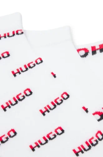 Three-pack of ankle-length socks with two-tone logos