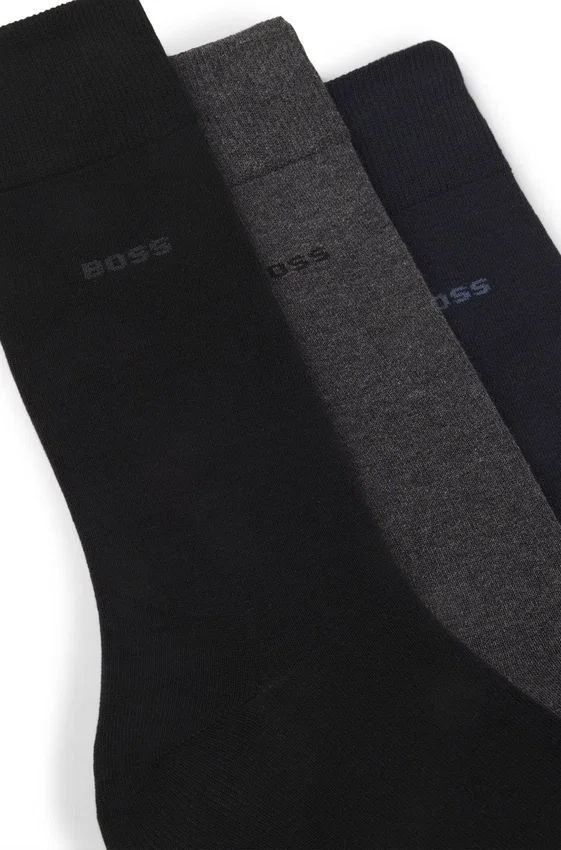 Three-pack of logo socks in a regular length Three-pack of logo socks in a regular length
