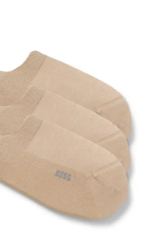 Three-pack of no-show socks in a cotton blend