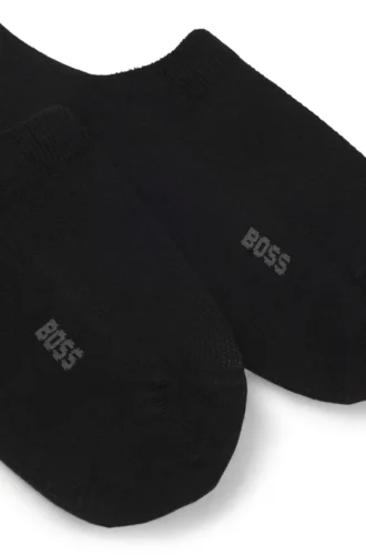 Three-pack of no-show socks in a cotton blend