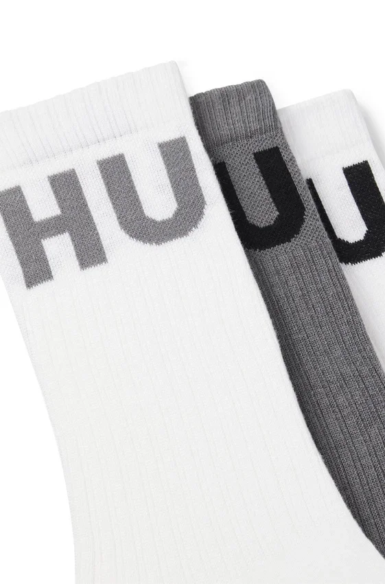 Three-pack of ribbed ankle socks with logos Three-pack of ribbed ankle socks with logos