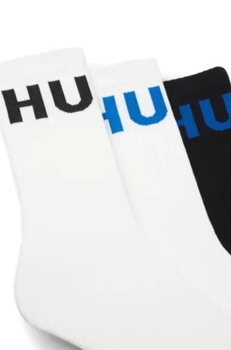 Three-pack of ribbed ankle socks with logos