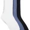 Three-pack of structured-tape socks in a regular length