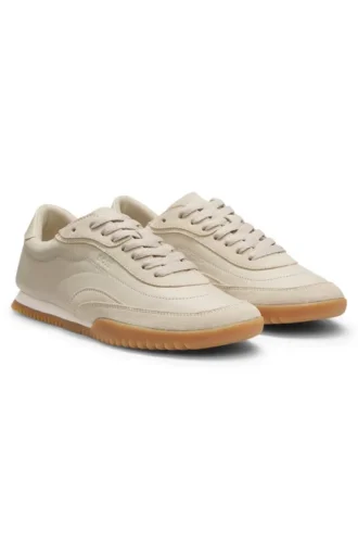 Trainers in suede and leather