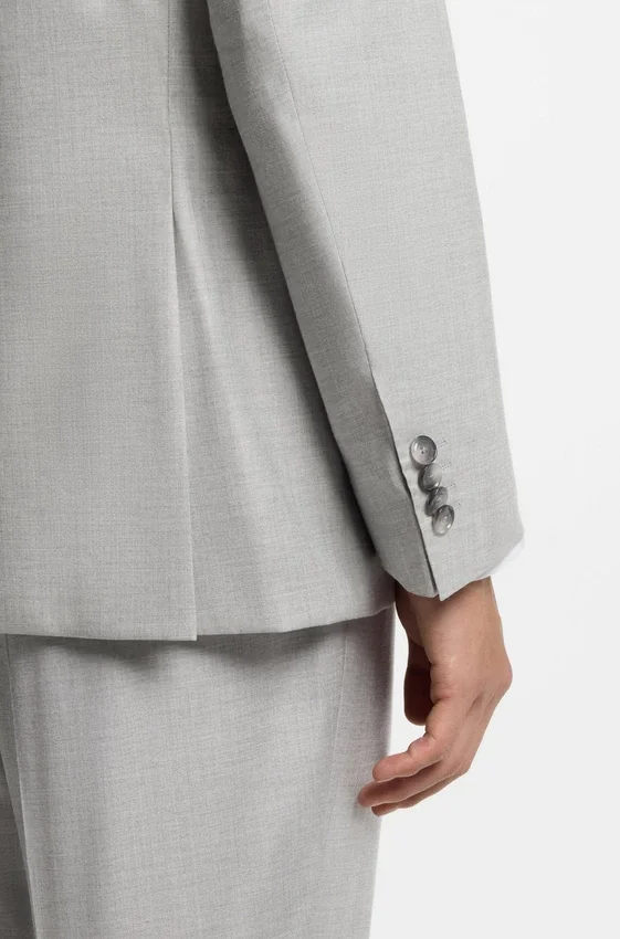 Two-piece slim-fit suit in a wool blend Two-piece slim-fit suit in a wool blend