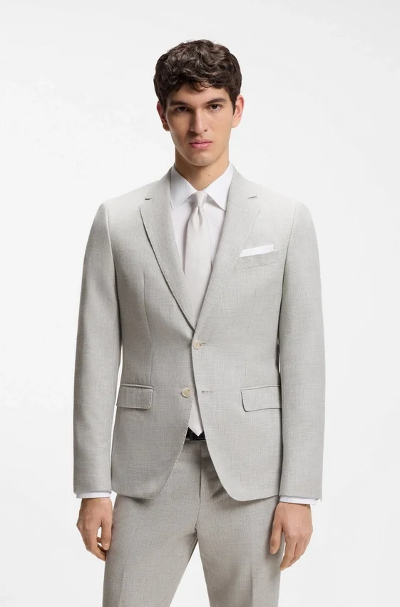 Two-piece slim-fit suit in cotton and virgin wool Two-piece slim-fit suit in cotton and virgin wool