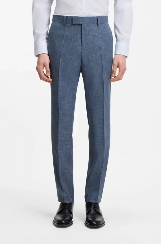 Two-piece slim-fit suit in cotton and virgin wool Two-piece slim-fit suit in cotton and virgin wool