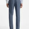 Two-piece slim-fit suit in cotton and virgin wool Two-piece slim-fit suit in cotton and virgin wool