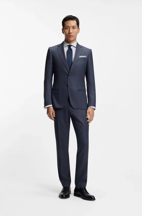 Two-piece slim-fit suit in virgin wool and silk Two-piece slim-fit suit in virgin wool and silk