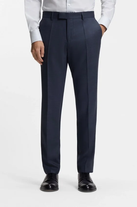 Two-piece slim-fit suit in virgin wool and silk Two-piece slim-fit suit in virgin wool and silk