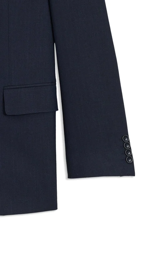 Two-piece suit in virgin wool, silk and linen Two-piece suit in virgin wool, silk and linen