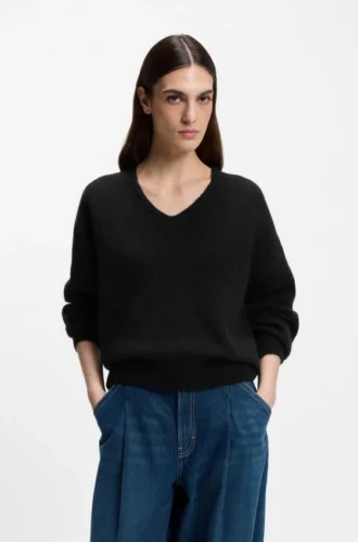 V-neck sweater in Italian yarn