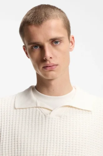 Waffle-structure knit polo with Johnny collar