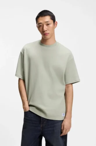 Waffle-structure T-shirt in a cotton blend