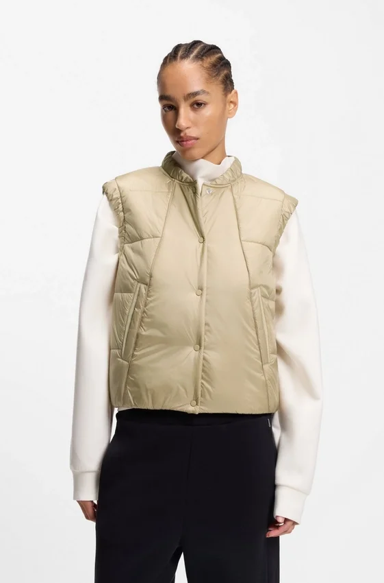 Water-repellent gilet with wadding Water-repellent gilet with wadding