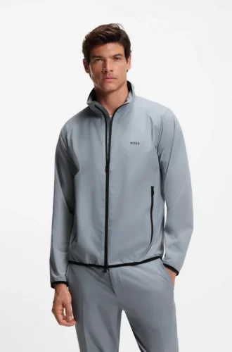 Water-repellent golf jacket in super-stretch poplin