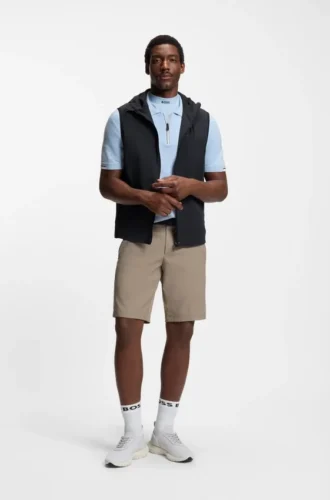 Water-repellent hooded gilet with micro-waffle structure
